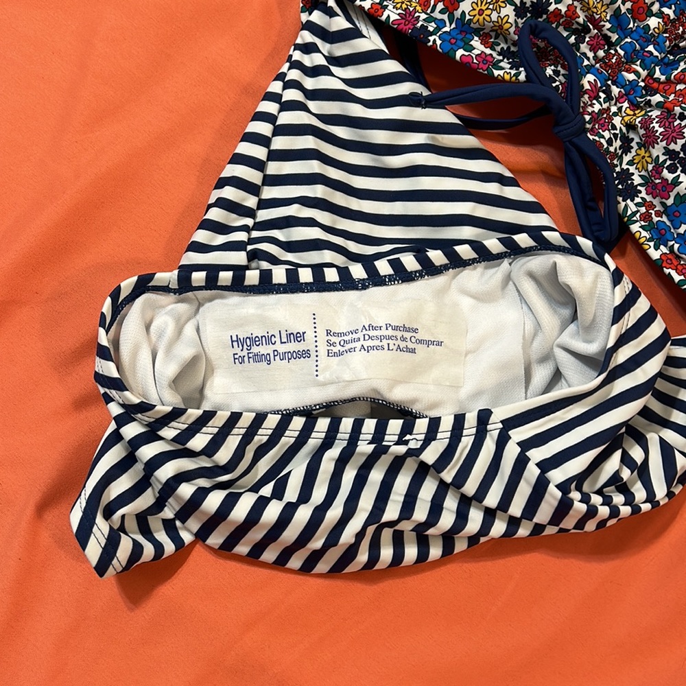 Bathing suit - Picture 5 of 7